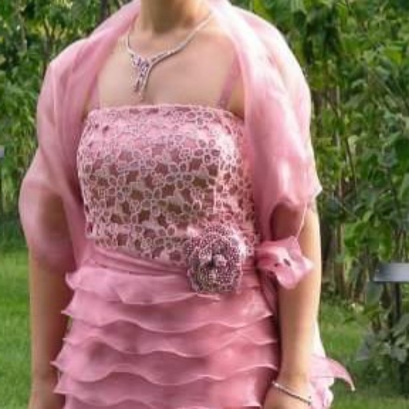 Dresses & Skirts - Prom dress